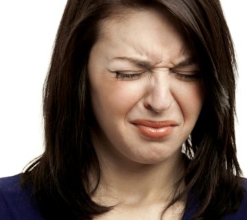 علت تلخی دهان چیست؟